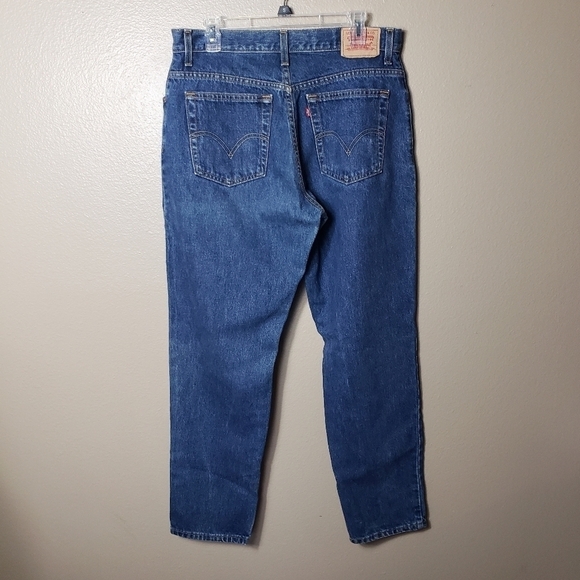 Levi's 550 Relaxed Tapered Leg High Rise Dark Wash Mom Jeans-Size 14 - Picture 5 of 9